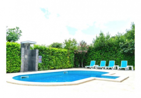 Pula Paradise